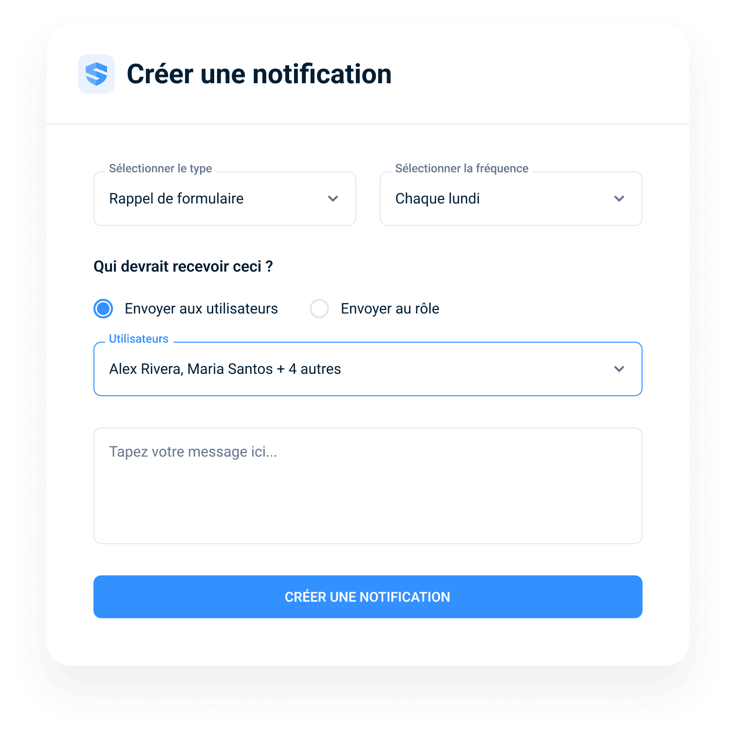 Formulaire de création de notification avec un type « rappel de formulaire », une fréquence « tous les lundis » et une livraison à des utilisateurs sélectionnés ou à un rôle